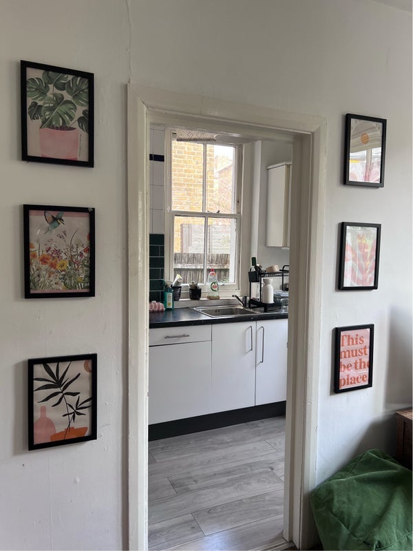 Room Cato Road in Greater London