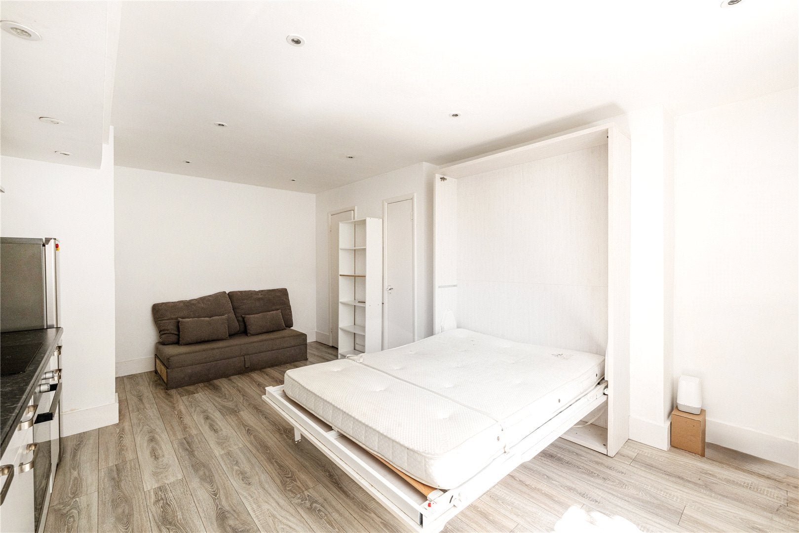 Flat Gloucester Terrace in City of Westminster