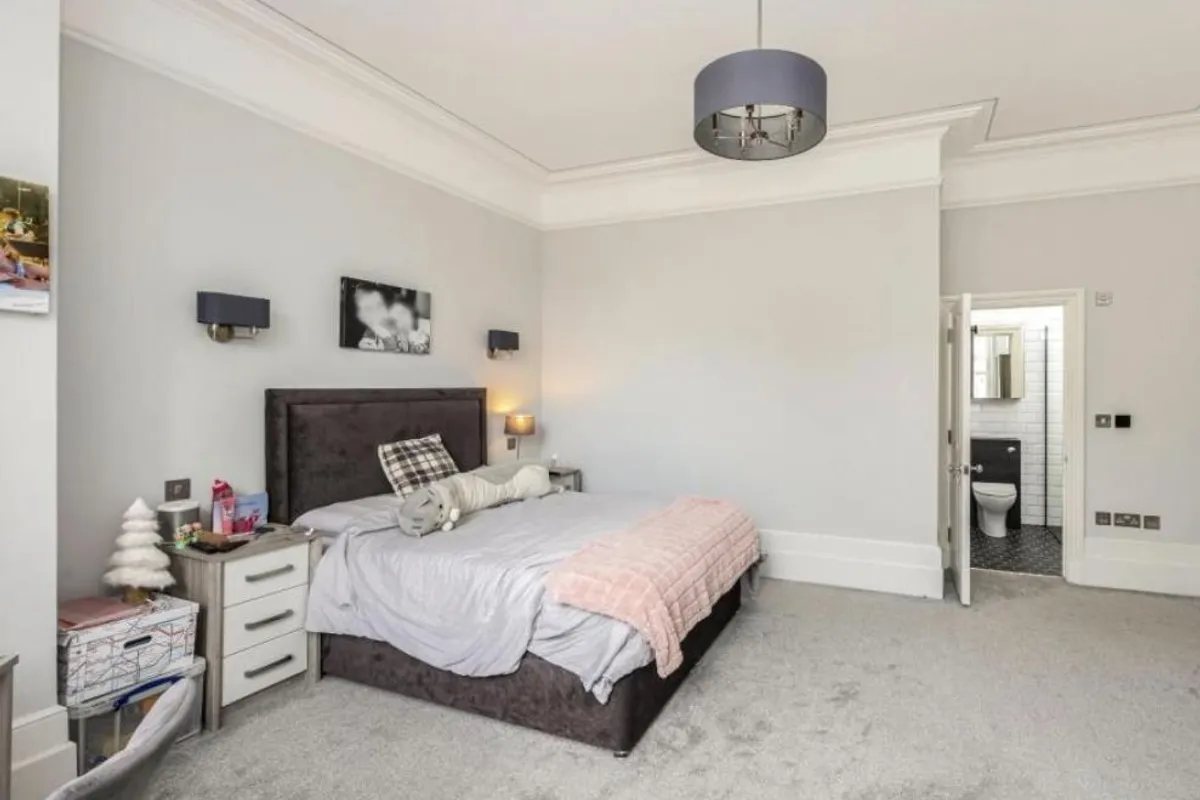House Spear Mews in Greater London