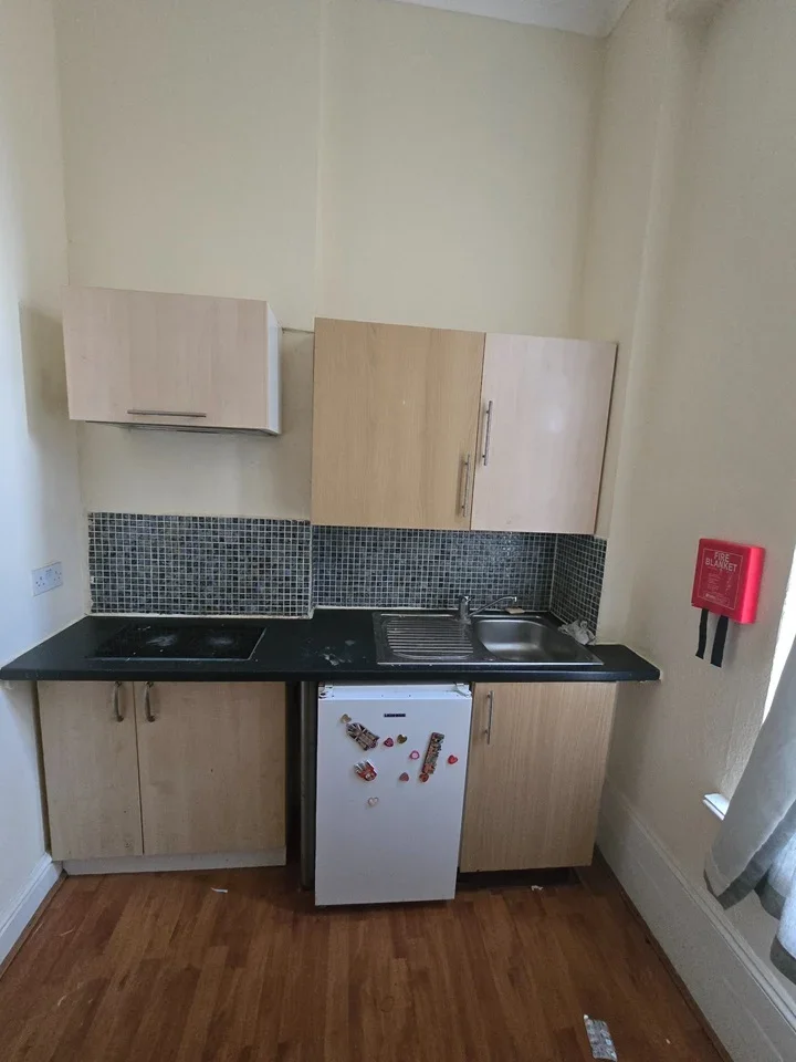 Flat Burlington Gardens in Greater London