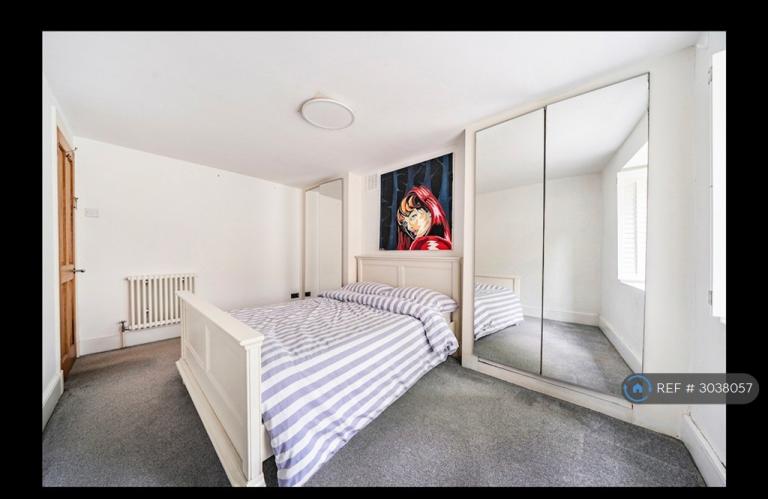 Room Dartmouth Road in Greater London