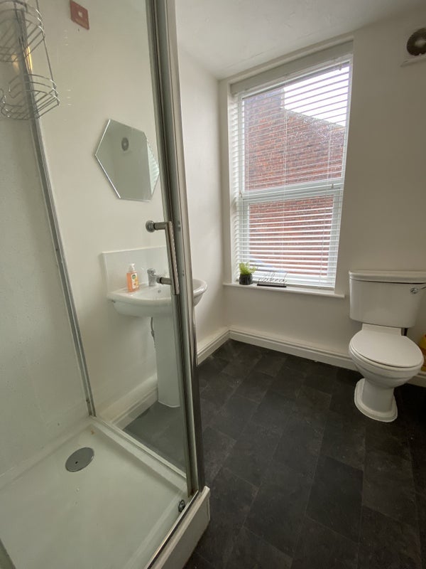 Room Ripon Street in Preston
