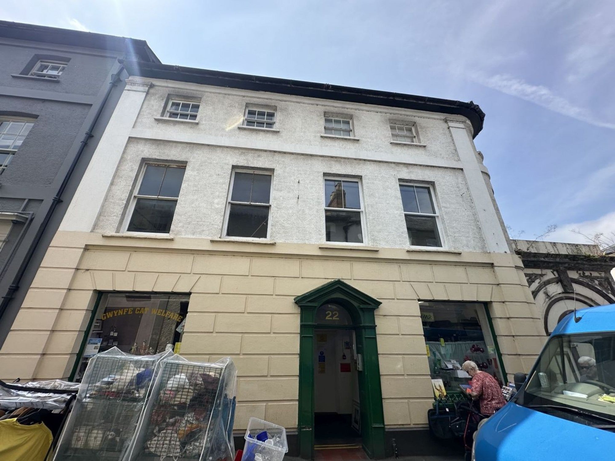 Flat Castle Street in Brecon