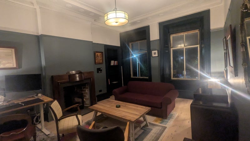 Flat Nithsdale Road in Glasgow