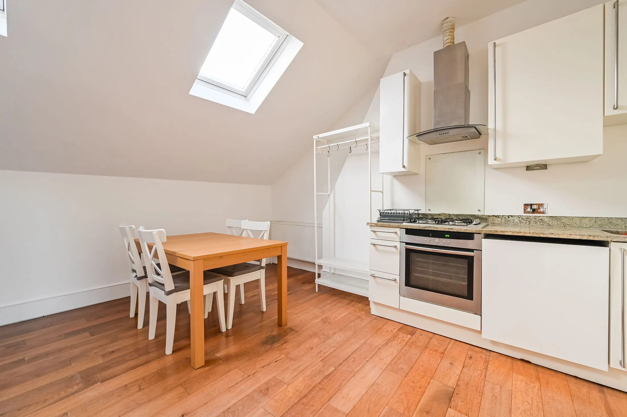 Flat Finsbury Park Road in Greater London