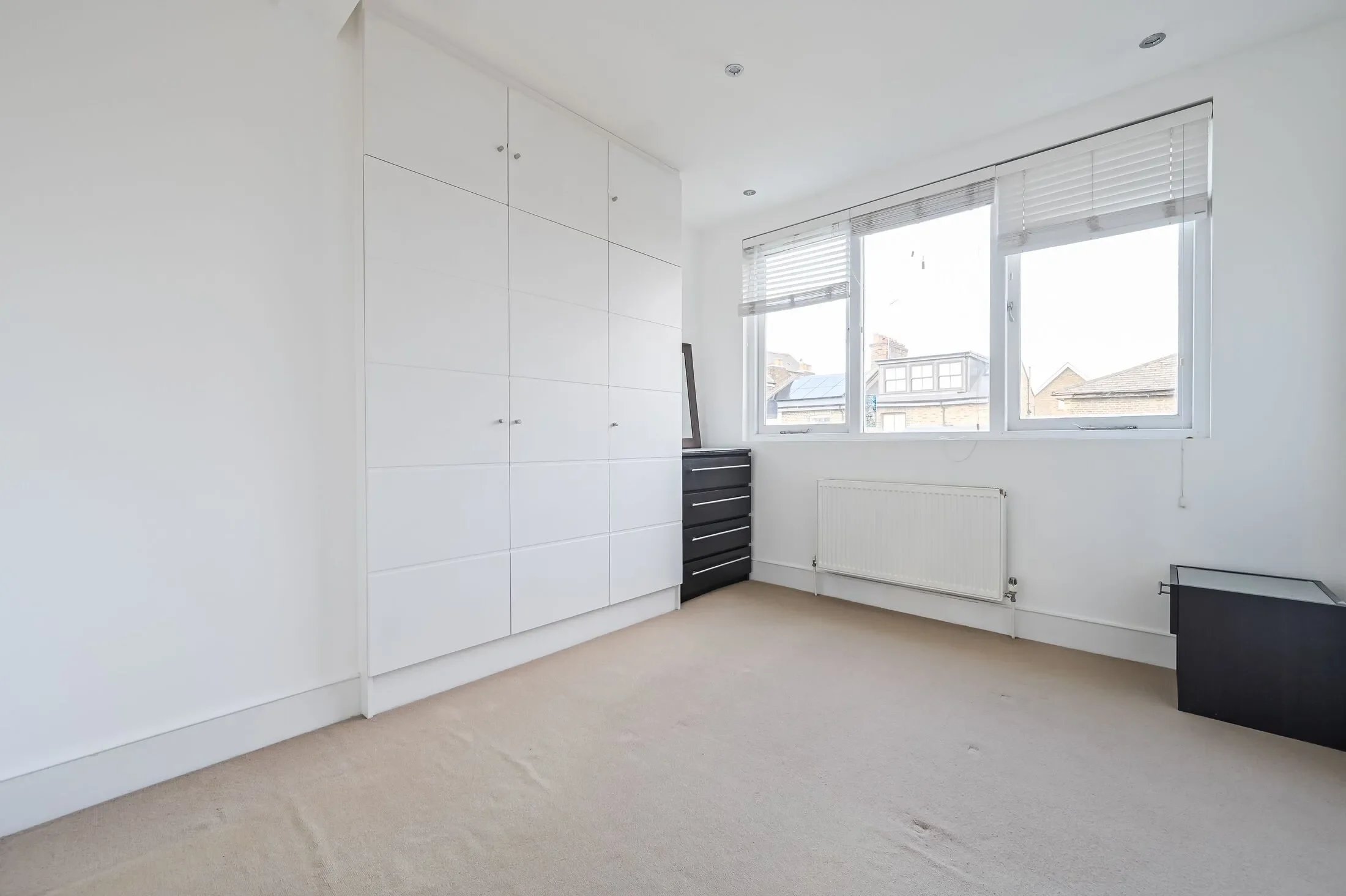 Flat Finsbury Park Road in Greater London