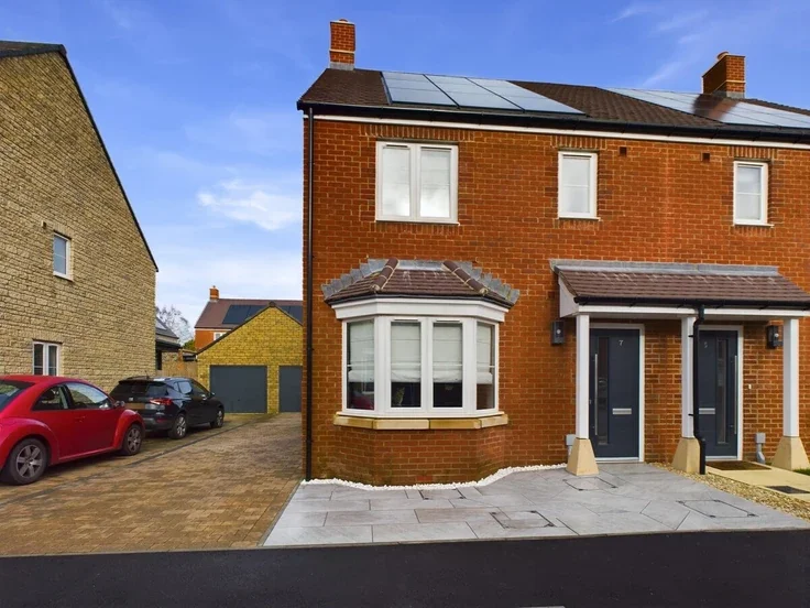 House Barnard Close in Chapmanslade