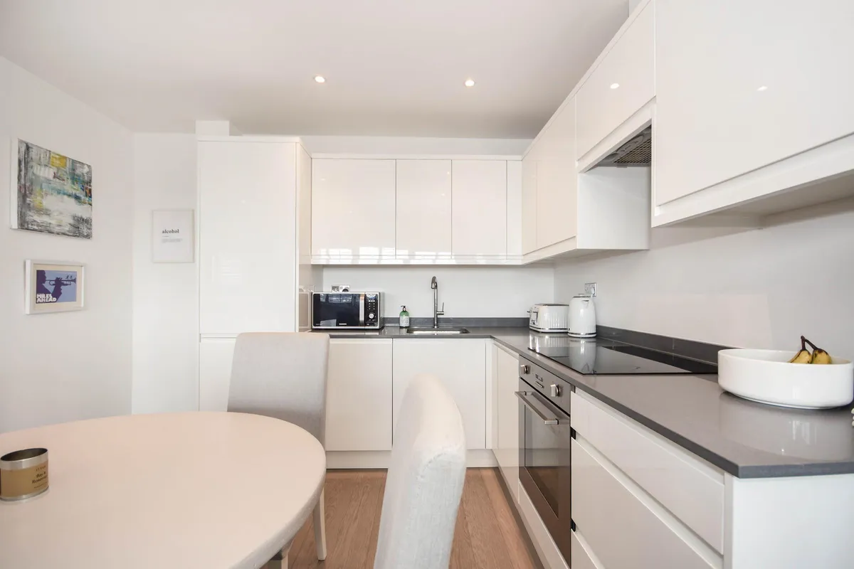 Flat Hubert Road in Brentwood