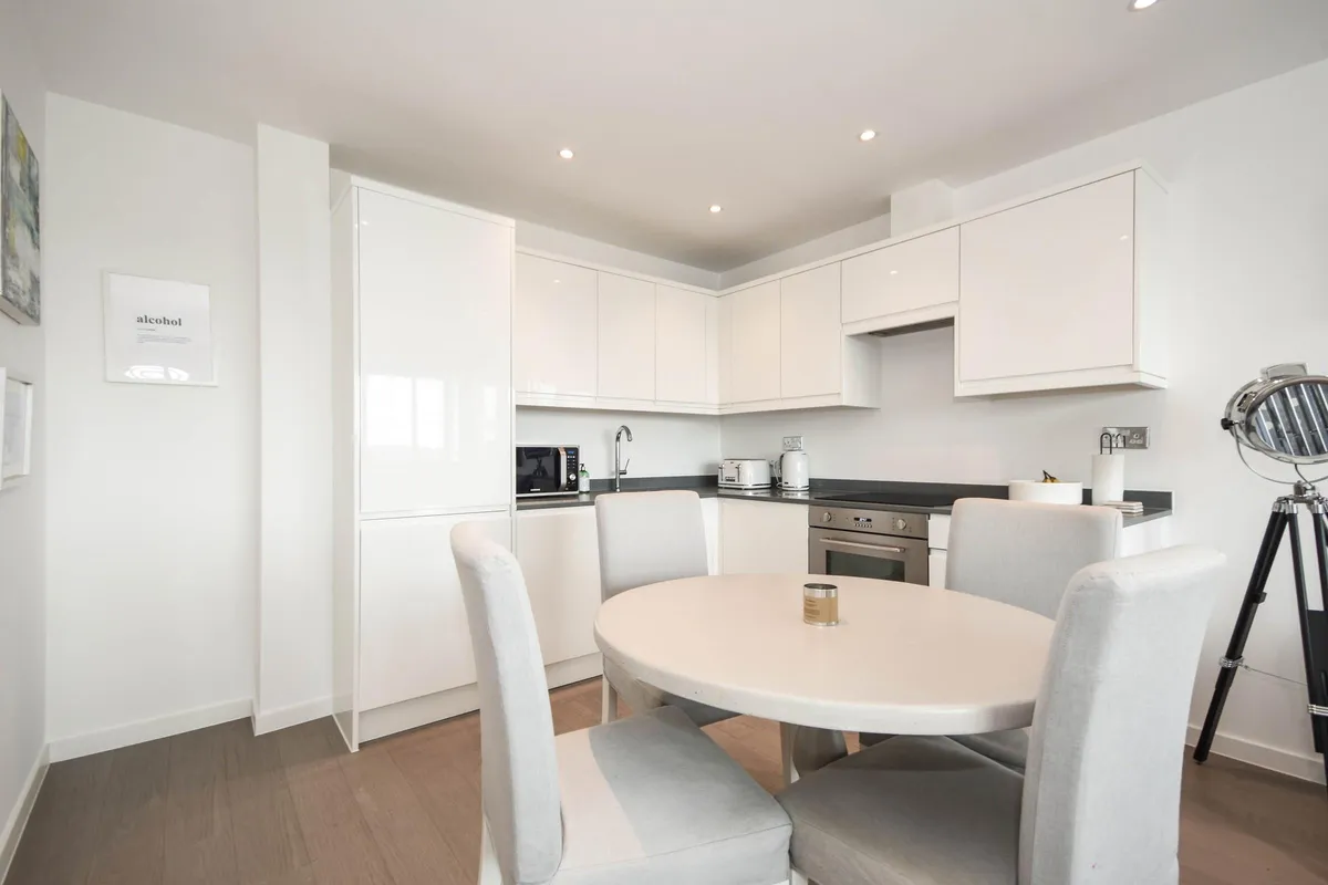 Flat Hubert Road in Brentwood