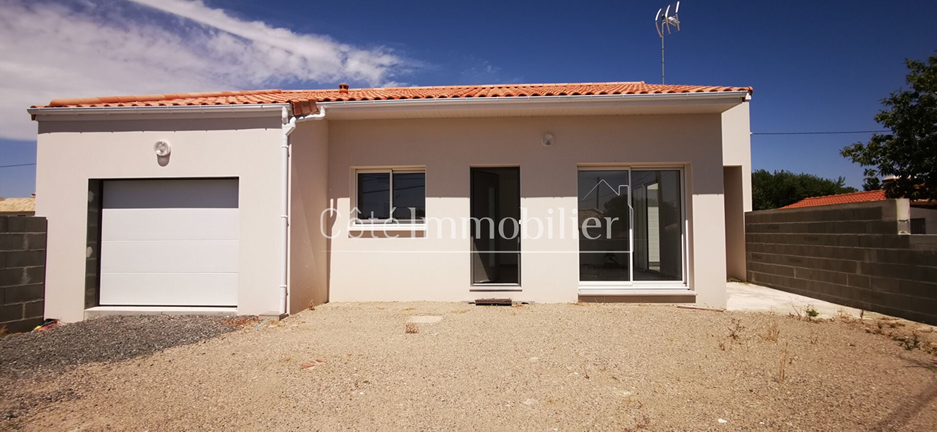 House Avenue Ernest Chevrier in Saint-Michel-Chef-Chef