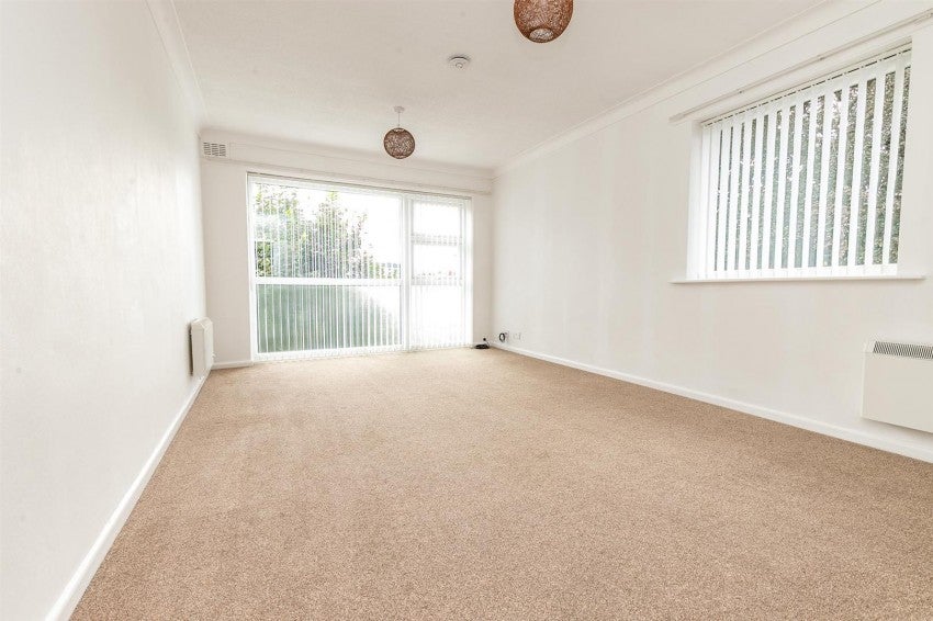 Flat York House in Trafford