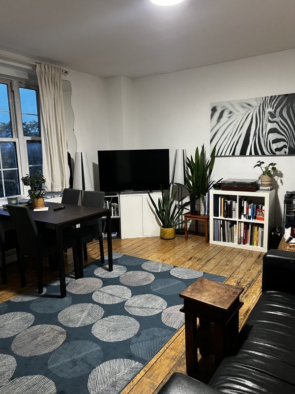 Flat Harmood Place in Greater London