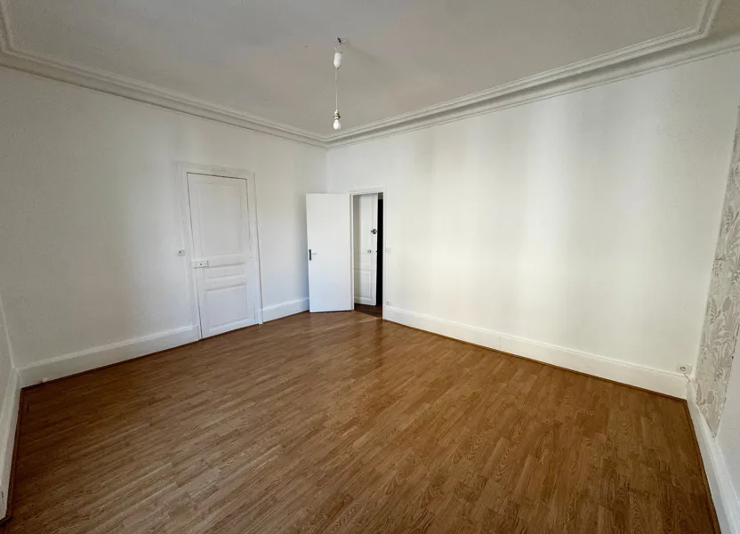 Appartement Sentier de la Haie Leleu à Épernay