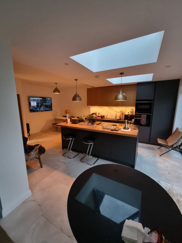 Room Worple Road in Greater London