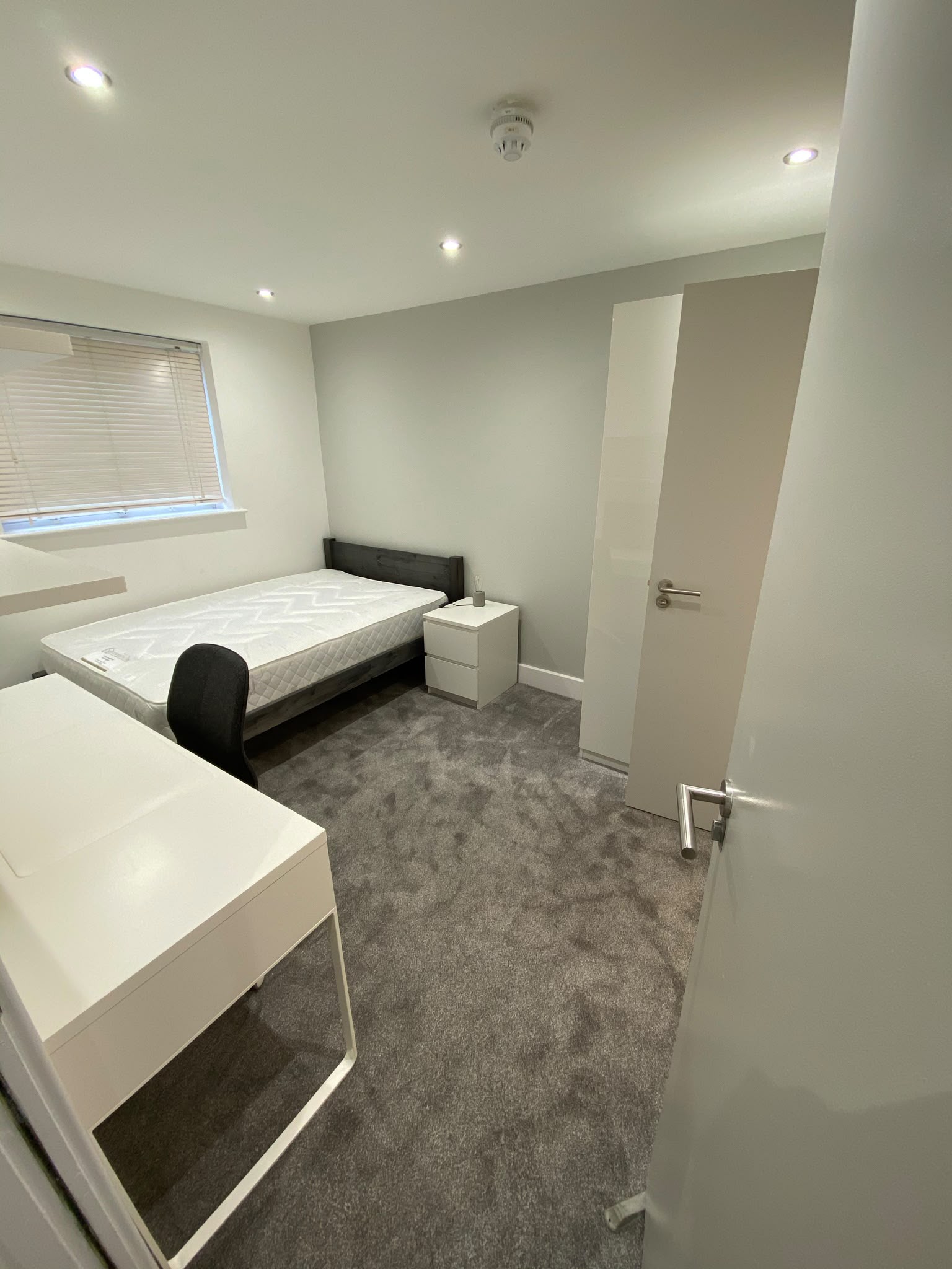 Room Barrique Road in Nottingham