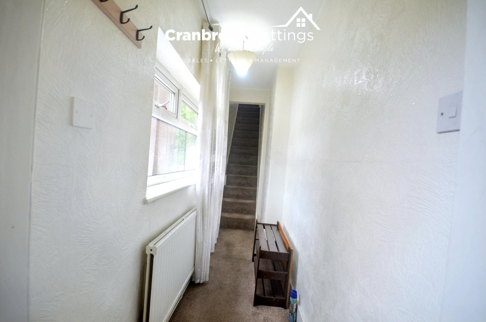 Flat Lambourne Road in Chigwell