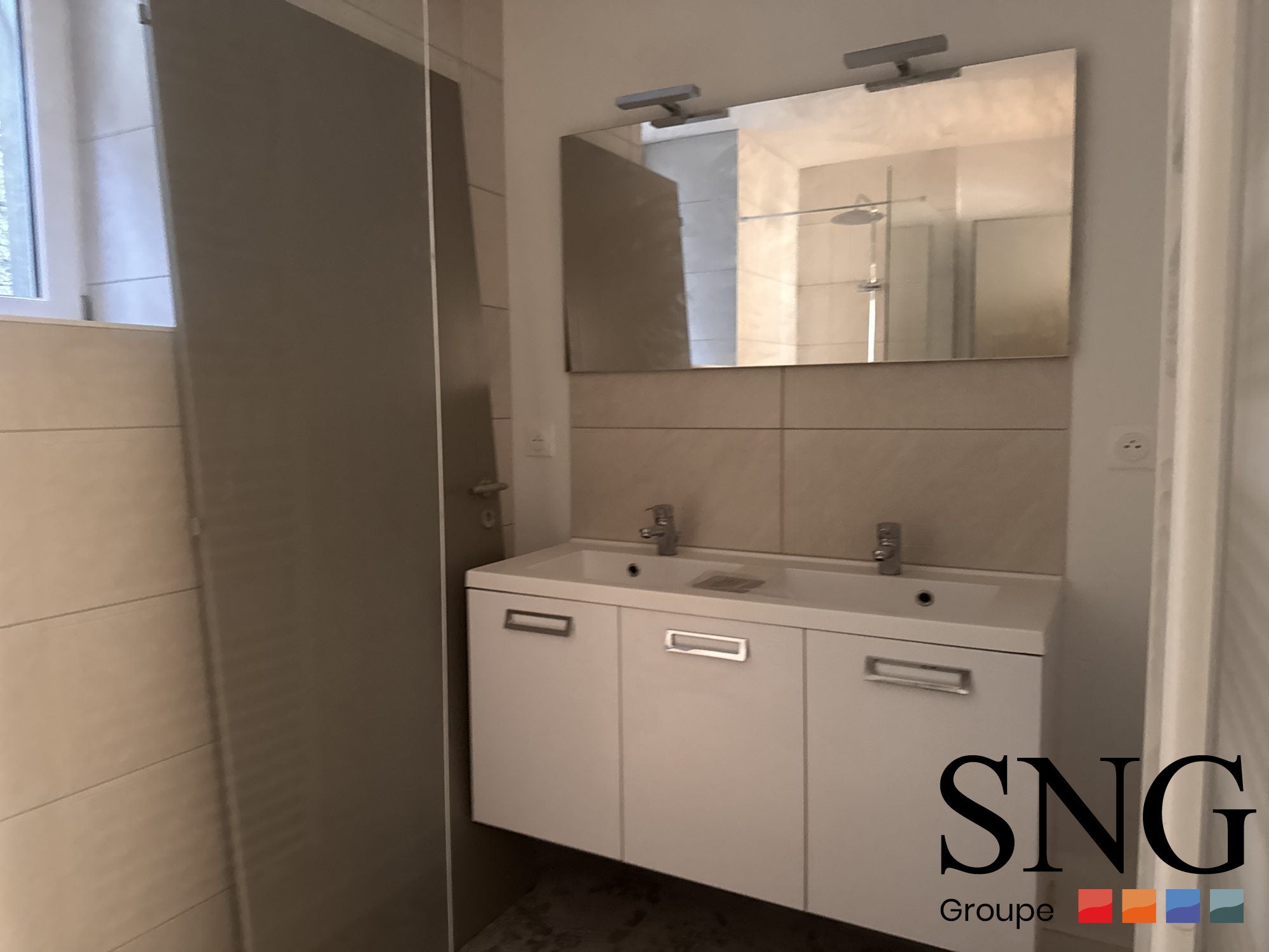 Appartement Place Marquis de Surgères à Sèvremont