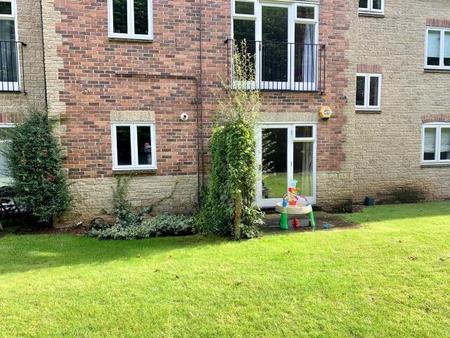 Flat Willow Brook in Vale of White Horse