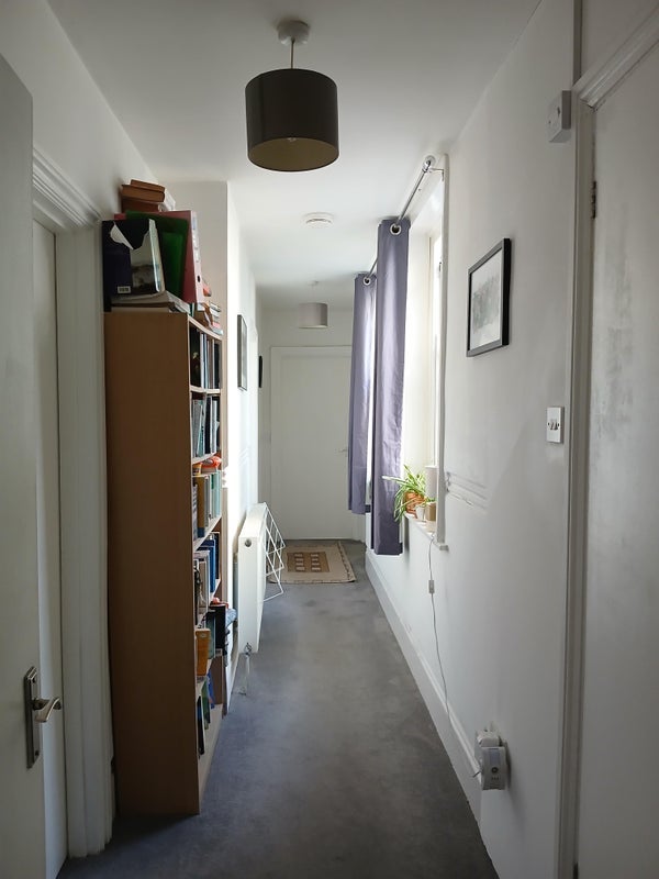 Room Bowman's Mews in Greater London