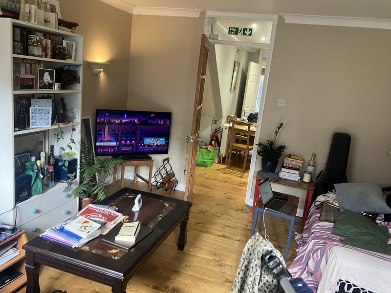 Room Cambria Road in Greater London