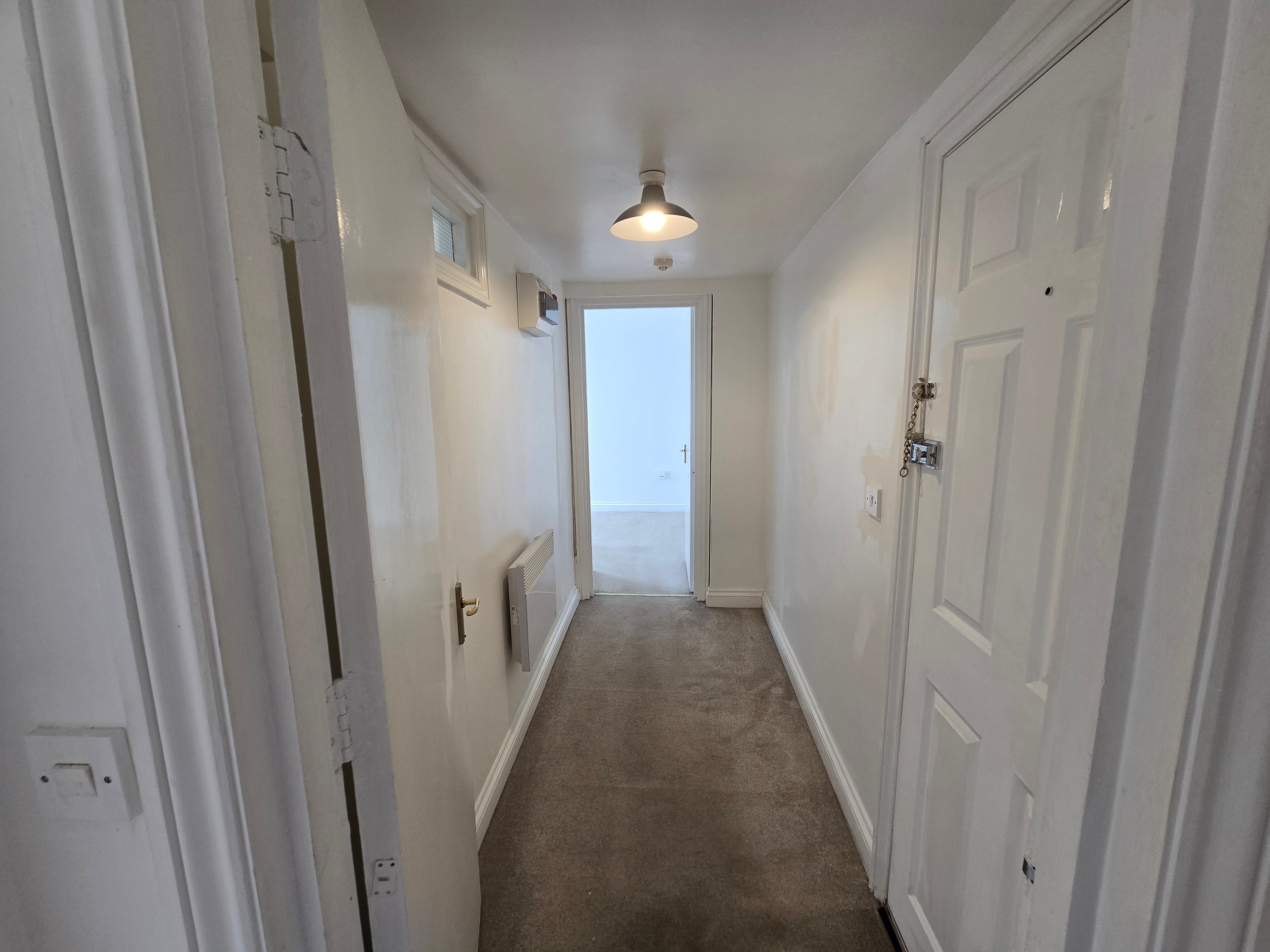 Flat Paradise Road in Teignbridge