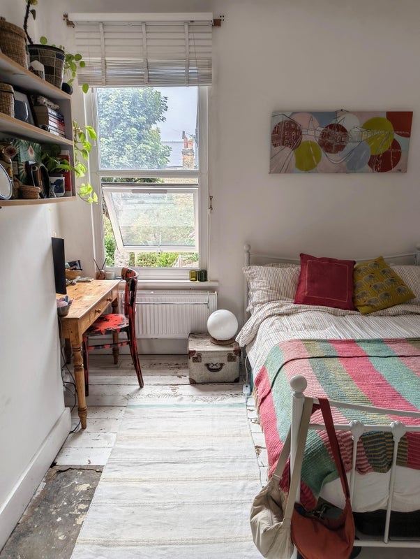 Room Millfields Road in Greater London