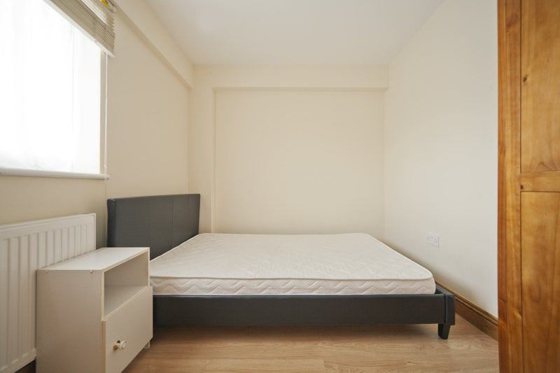 Flat Great Suffolk Street in Greater London