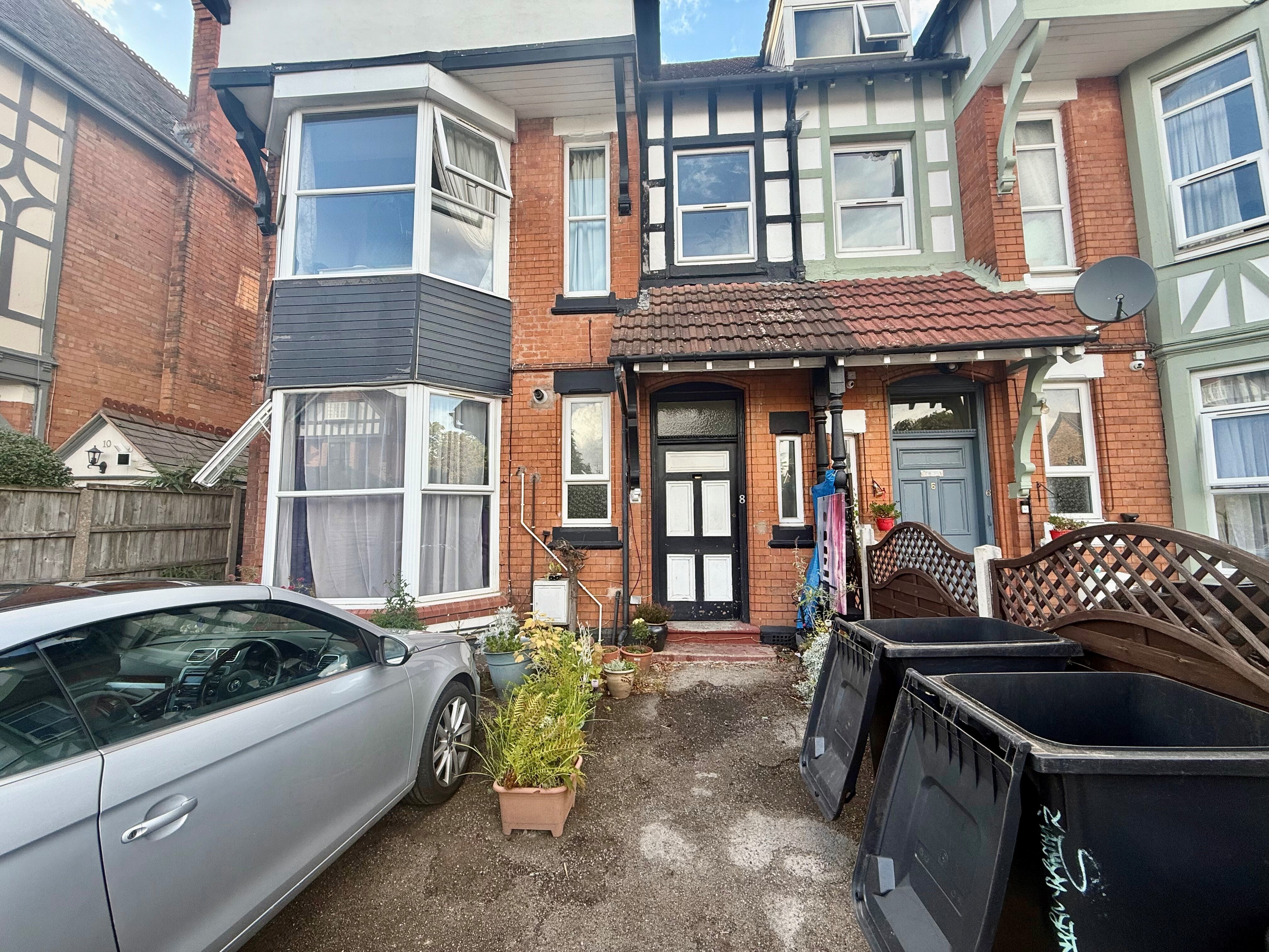 Flat Grove Avenue in Birmingham