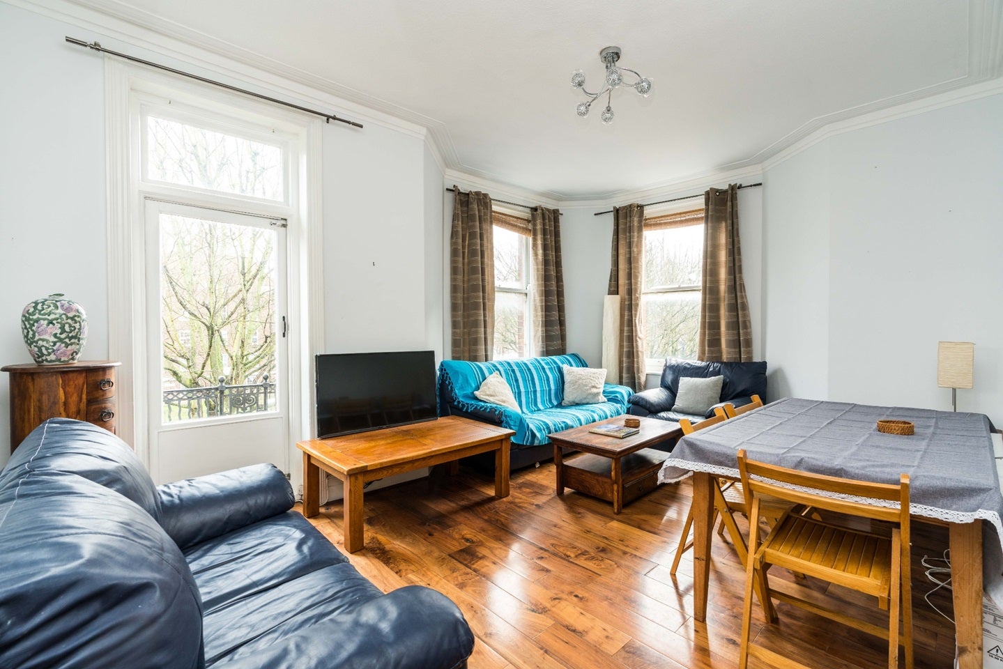 Flat Holmleigh Road in Greater London
