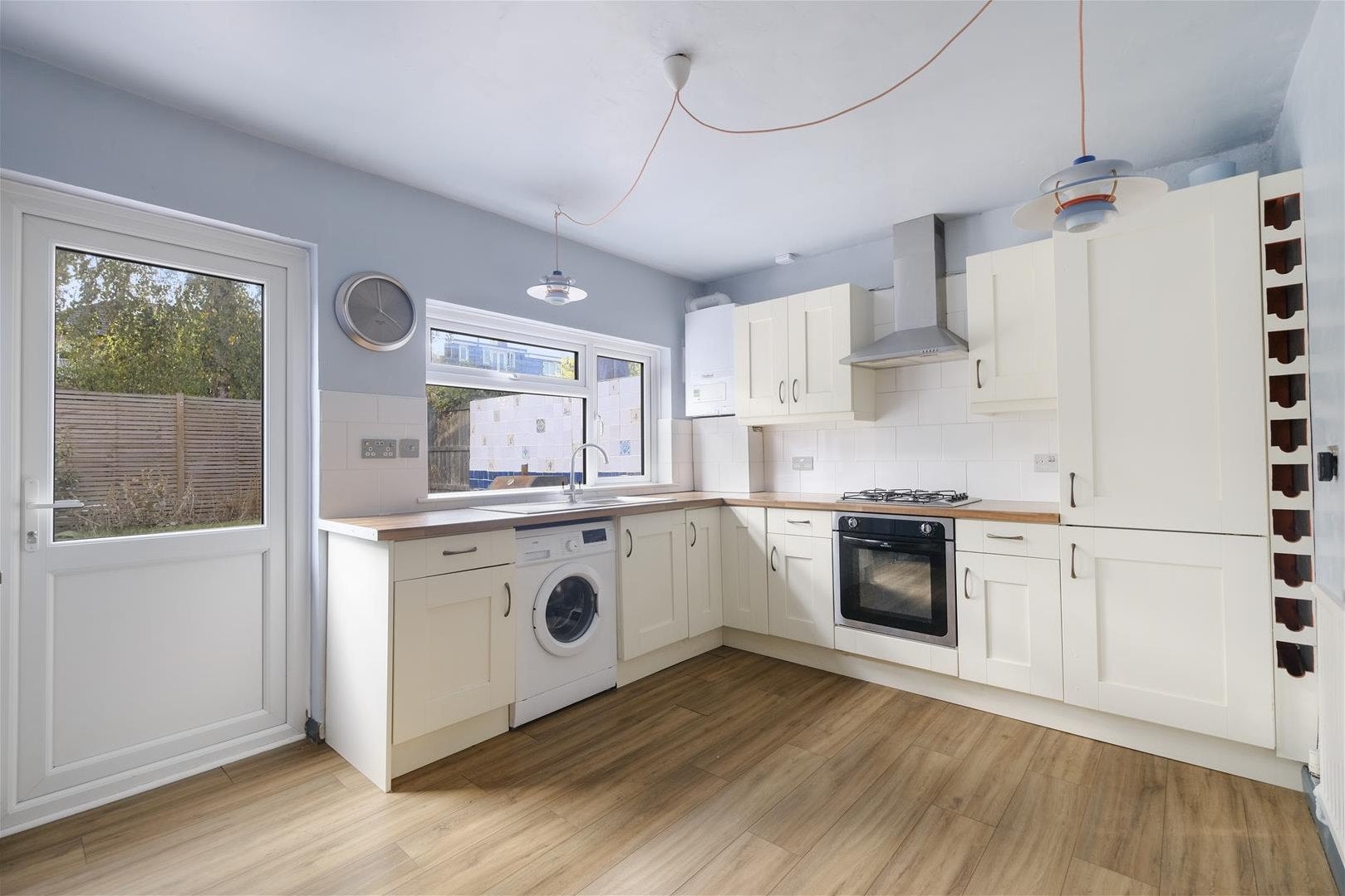 Flat Broadfield Road in Greater London