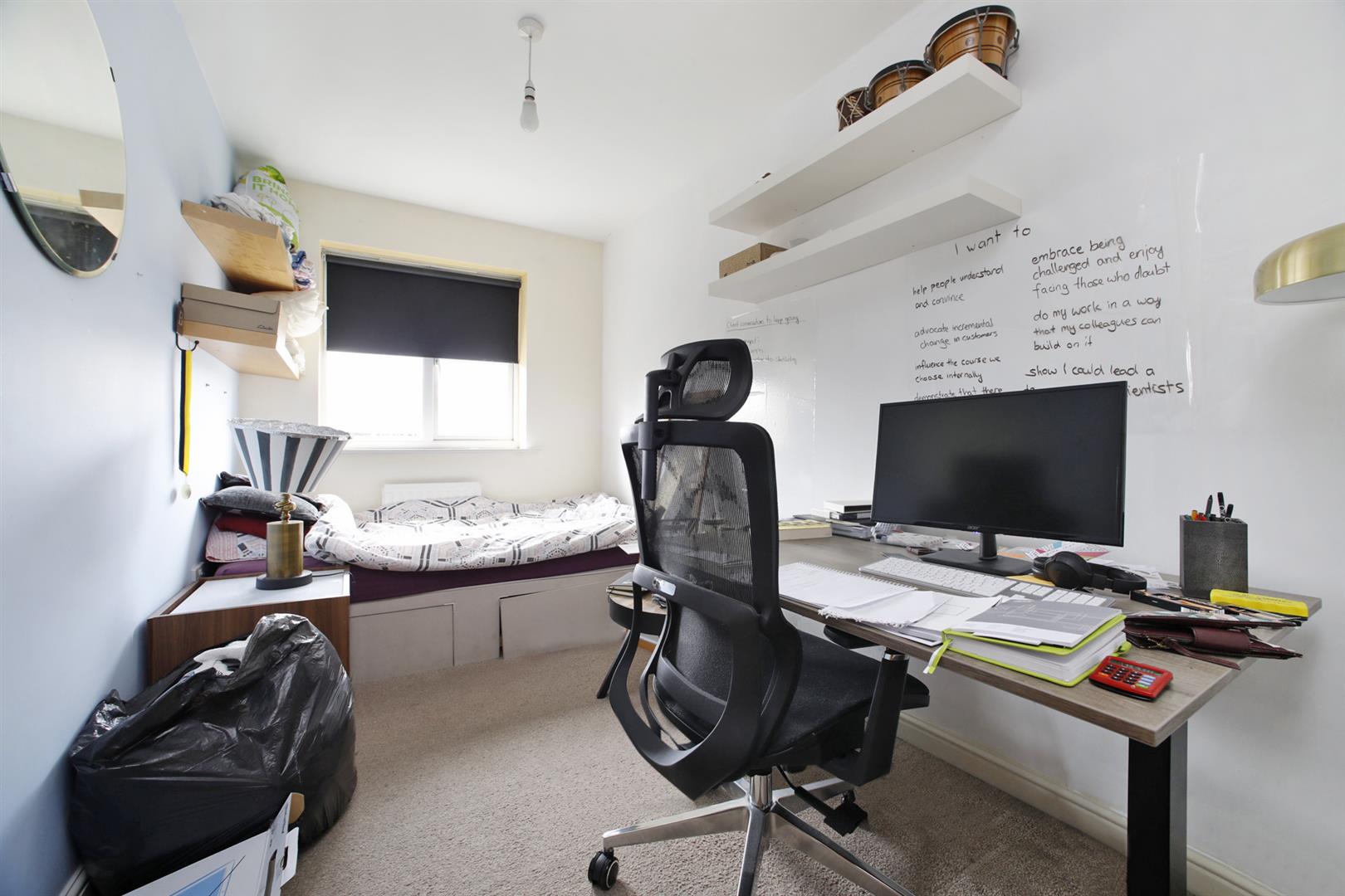 Flat Joseph Hardcastle Close in Greater London
