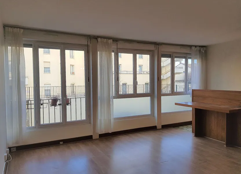 Appartement Rue Lafontaine à Antony