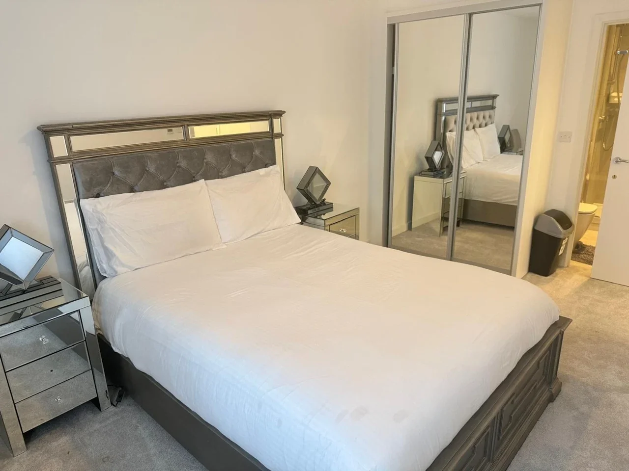 Flat Harrow View in Greater London