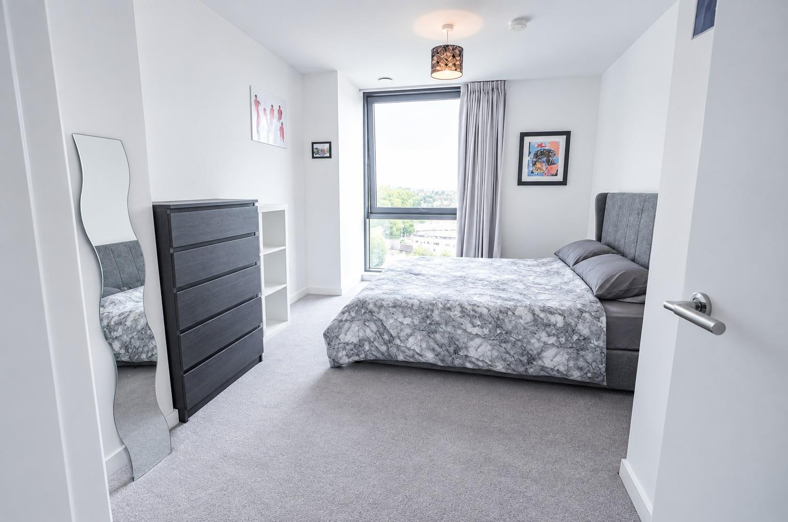 Flat City North Place in Greater London