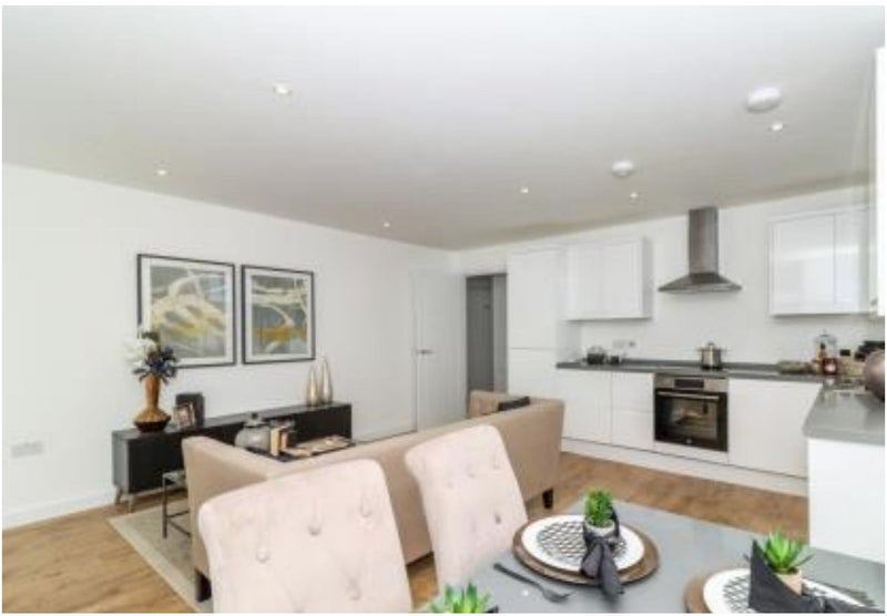 Room High Street in Slough