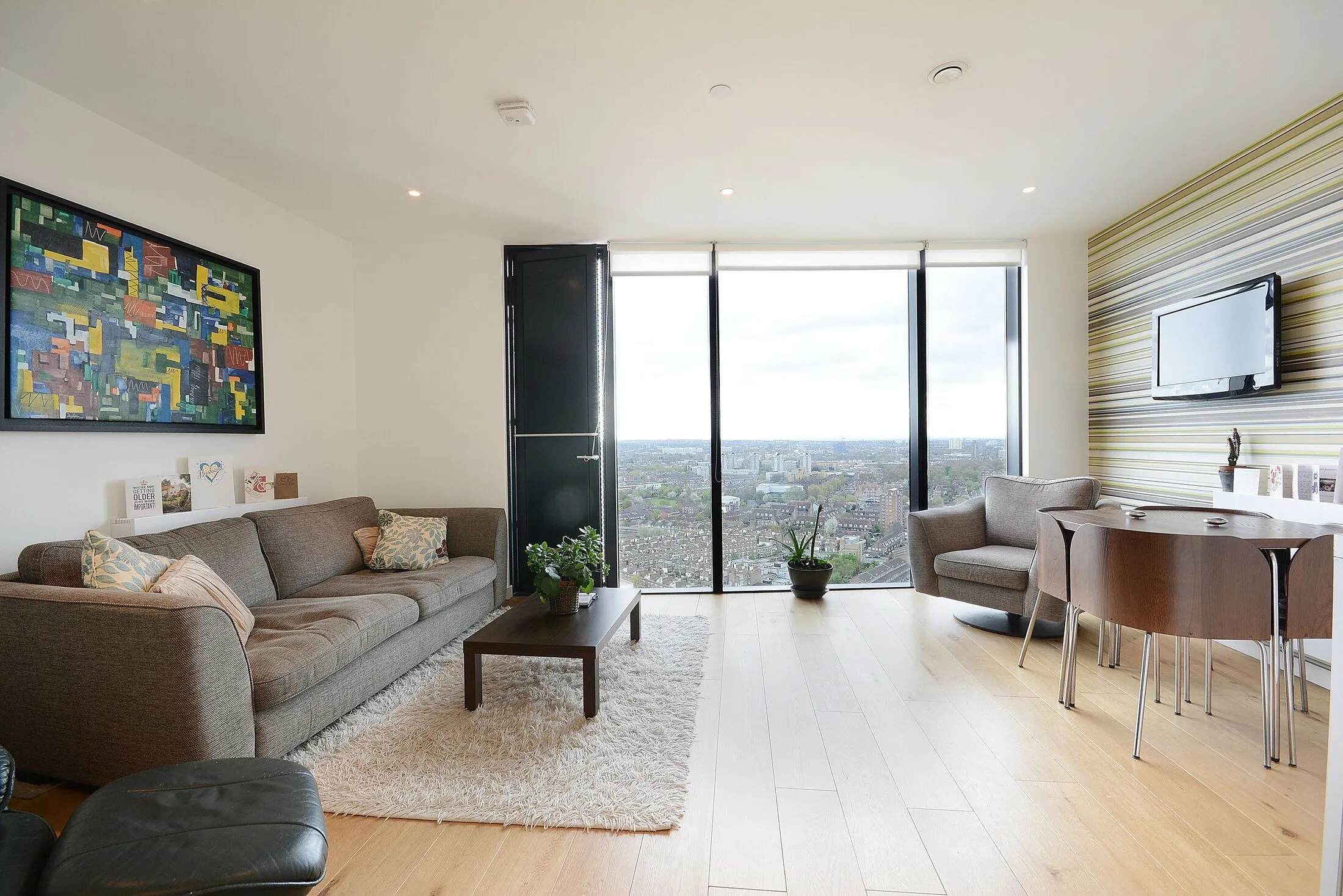 Flat Walworth Road in Greater London