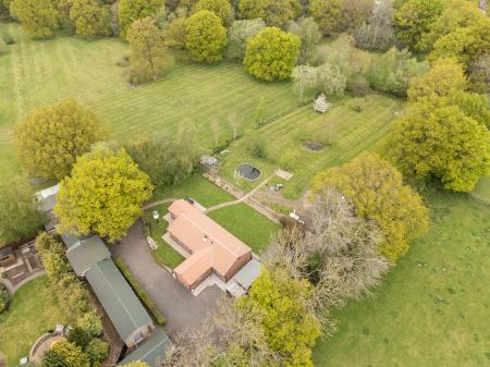 House Burnthurst Lane in Rugby