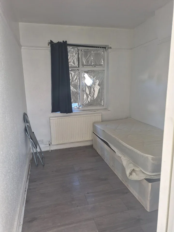 Room Allonby Gardens in Greater London