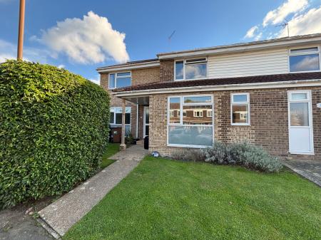 House Jeffrey Close in Maidstone