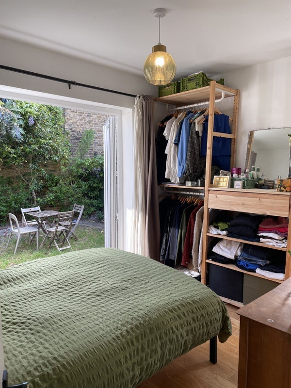 Room Southampton Way in Greater London