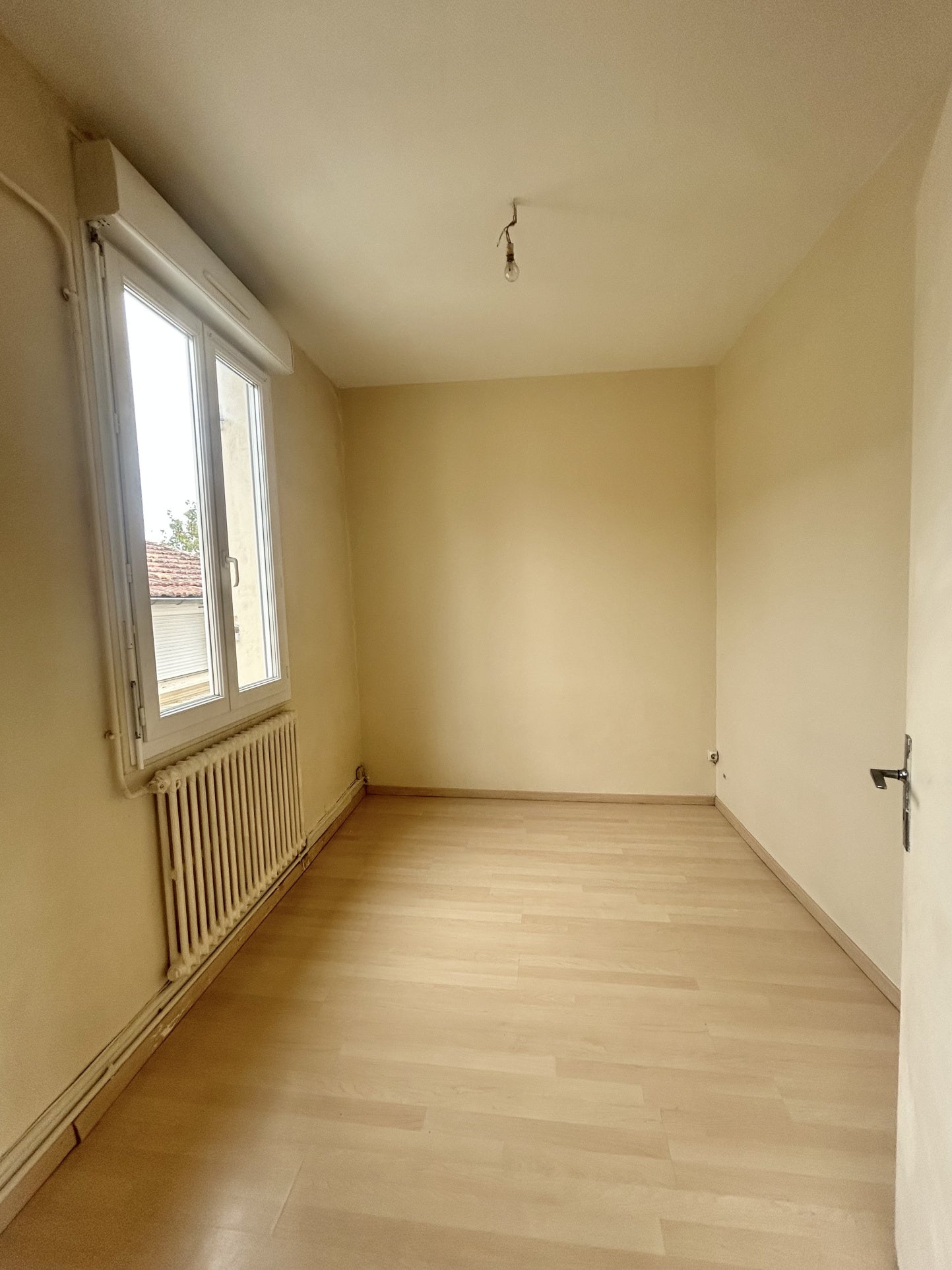 Flat Cours du Maréchal Juin in Bordeaux