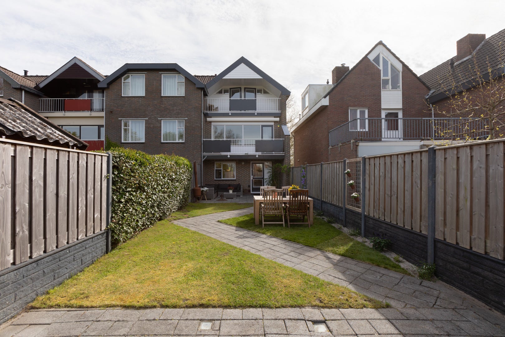 Hoekwoning te koop: Molenkrite 145, Sneek