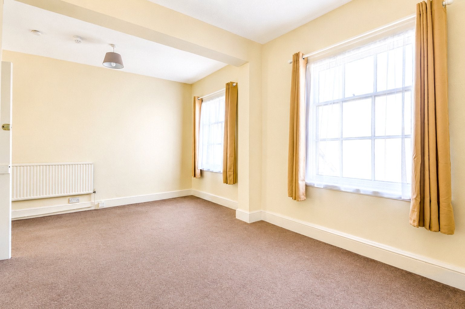Flat West Street in Waverley