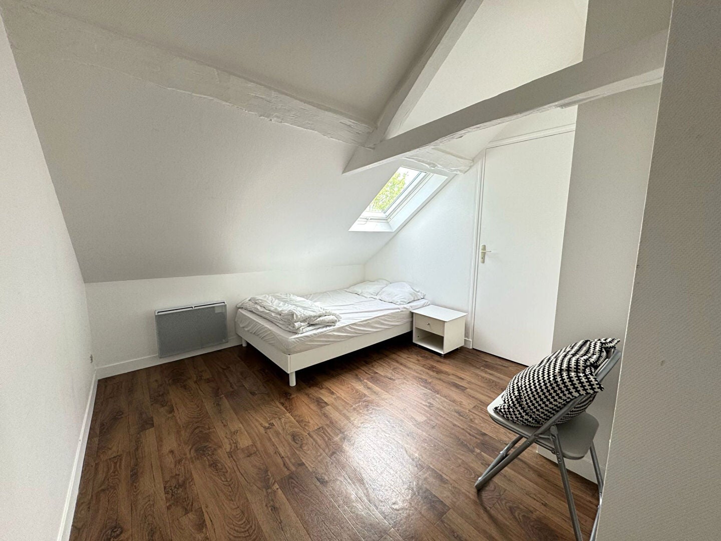 Flat Rue d'Avesnières in Laval
