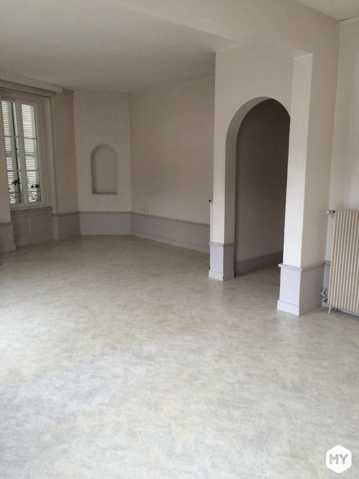 Flat Rue Montlosier in Clermont-Ferrand