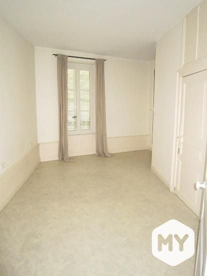 Flat Rue Montlosier in Clermont-Ferrand