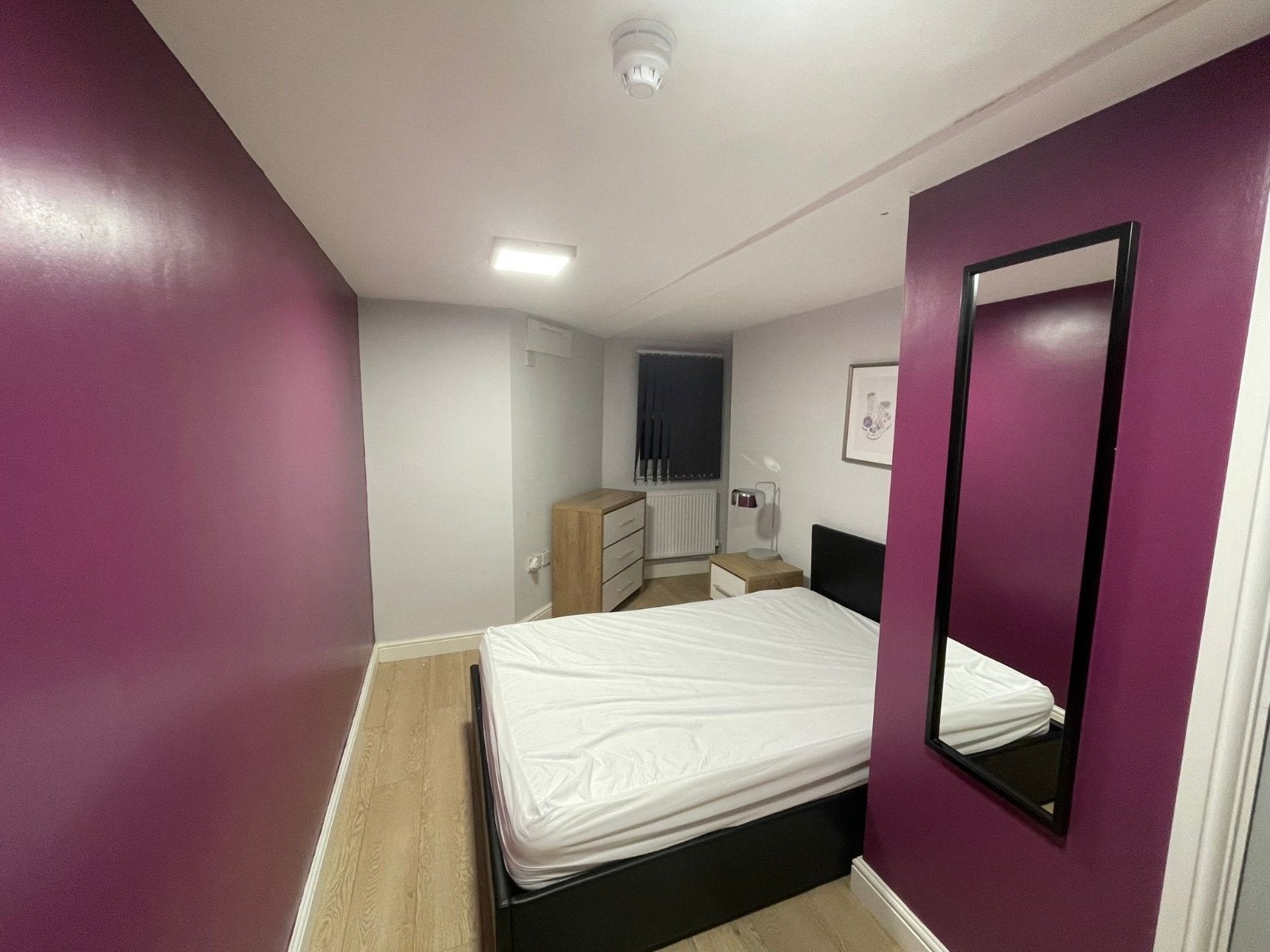 Room Wellington Road South in Hazel Grove