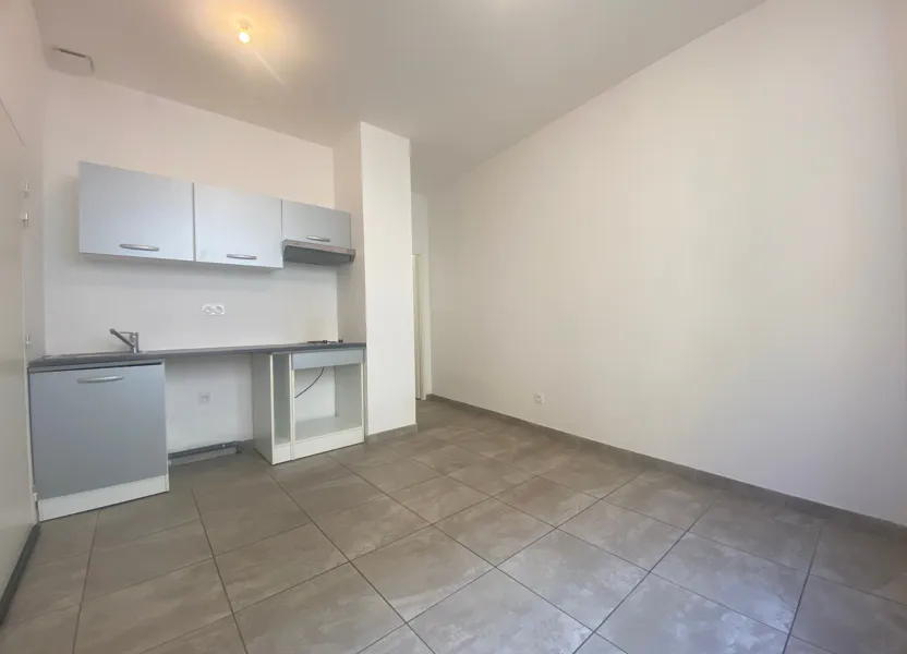 Flat Rue du Champ d'en Roque in Espira-de-l'Agly