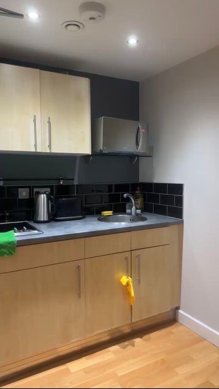 Flat Broomhall Street in Sheffield