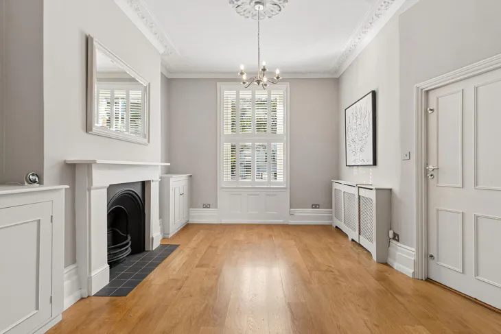 Flat Gunter Grove in Greater London